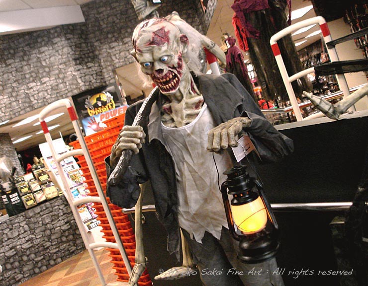 halloween shop display, zombie